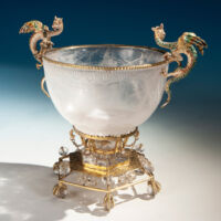 LOT 26: Coppa in cristallo di rocca a due anse, Austria inizi del XIX secolo